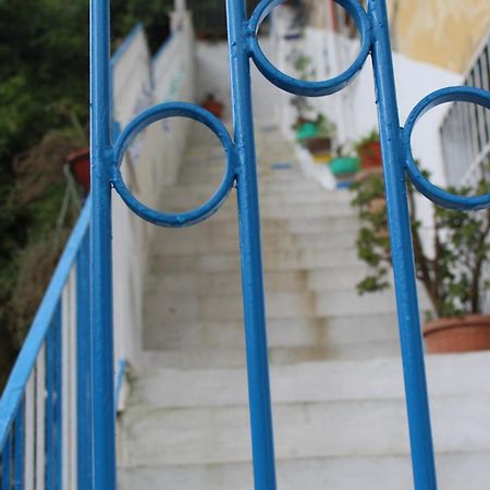 Maya Guest House Vietri sul Mare Exterior photo